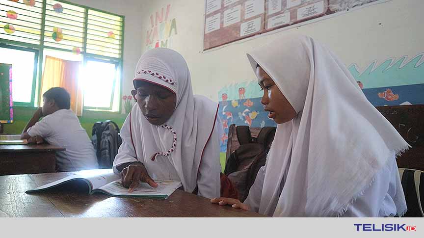 Dapodik Bermasalah, Siswa SD di Wakatobi Ingin Ikut Ujian