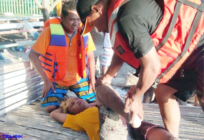 2 Wisatawan Asal Maros Nyaris Terbawa Ombak
