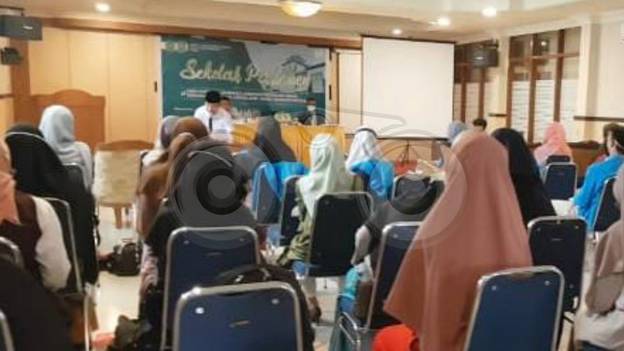 Senat Tarbiyah IAIN Kendari Beri Edukasi Mahasiswa Lewat Sekolah Perlemen