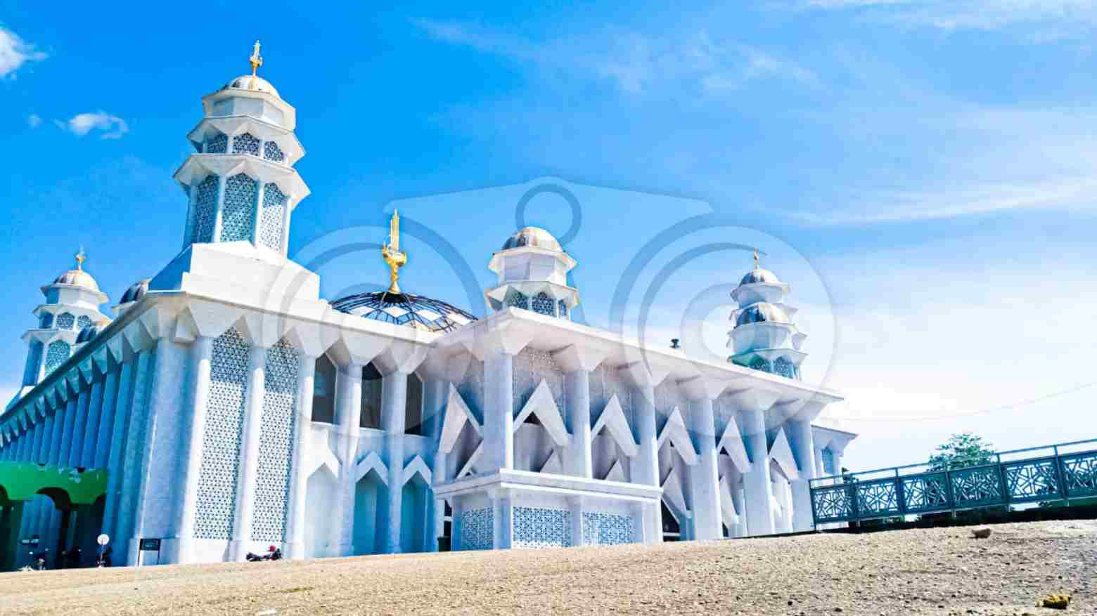 Wisata Religi, Masjid Tertua dan Termegah di Kota Kendari
