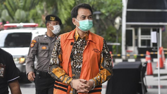 Azis Syamsuddin Dihadirkan di Sidang Kasus Suap Eks Penyidik KPK Hari Ini