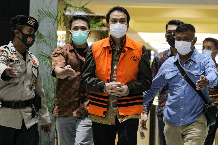 Azis Syamsuddin Jalani Pemeriksaan Perdana di KPK Hari Ini