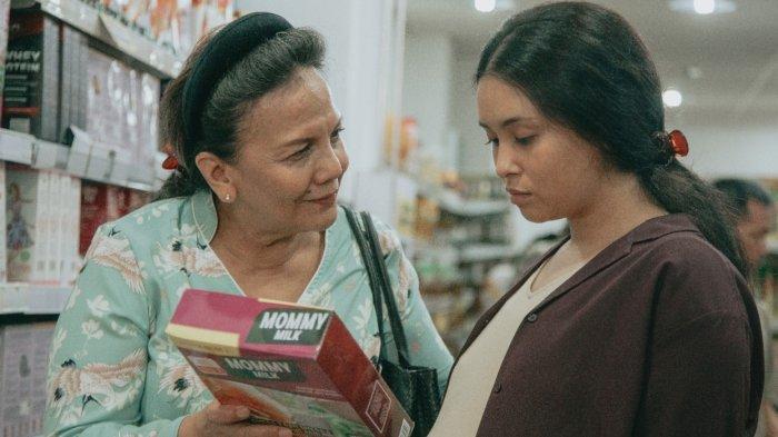 Sinopsis Film Just Mom, Perjuangan Ibu yang Kesepian hingga Adopsi Wanita ODGJ