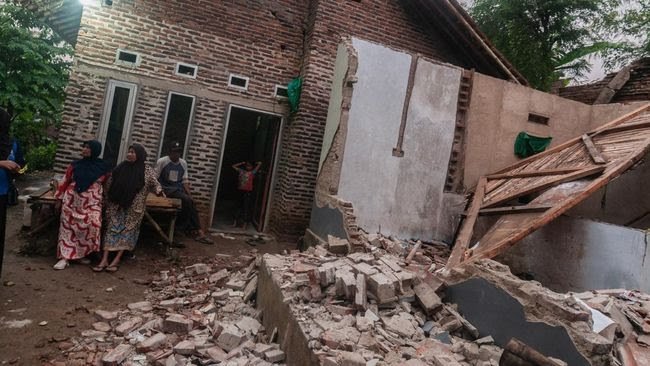 Mendarat di Jakarta, Kepala BNPB Langsung Tinjau Lokasi Terdampak Gempa Banten