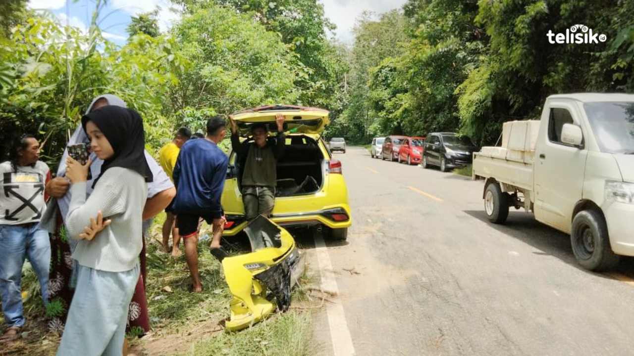 Honda Brio Kuning Terjun ke Jurang di Jalan Poros Kolaka-Koltim