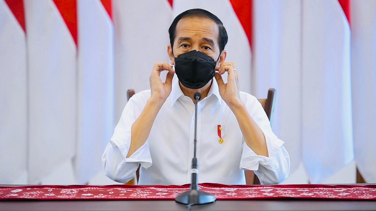 Jokowi Izinkan Warga Tak Pakai Masker di Luar Ruangan, COVID-19 Sudah Berakhir?