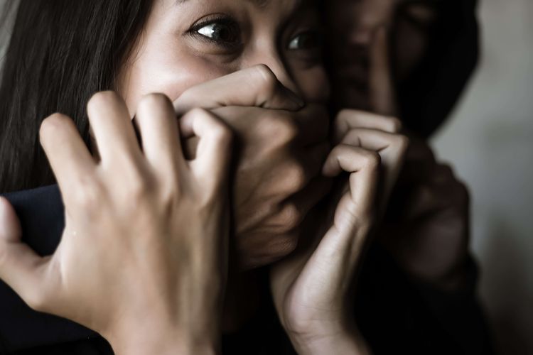 Gadis 13 Tahun Laporkan Kasus Pemerkosaan ke Polisi, Bukan Ditolong tapi Kembali Diperkosa