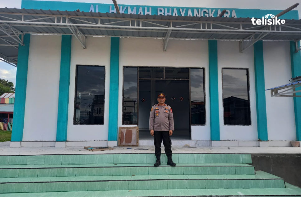 Manfaatkan Lahan Kosong, Kapolsek di Muna Bangun Masjid