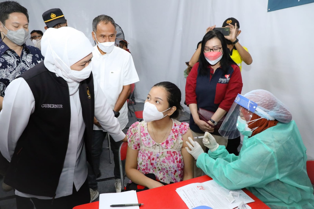 Segera Diberlakukan, Pergi ke Area Publik di Jawa Timur Wajib Vaksin Booster