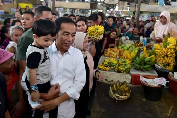 Harga Telur Ayam Naik, Jokowi: 2 Minggu Lagi Akan Turun