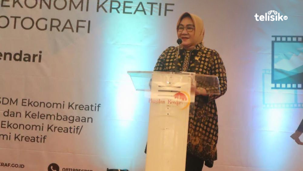 Tina Nur Alam Beri Pesan ke Peserta Bimtek Ekonomi Kreatif Subsektor Fotografi