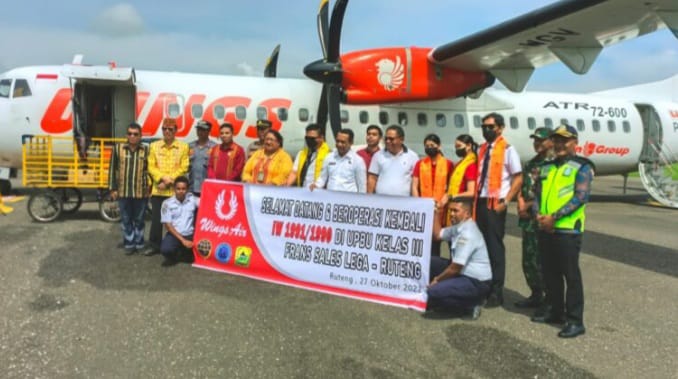 Sempat Dihentikan, Wings Air Akhirnya Mendarat Lagi di Ruteng Nusa Tenggara Timur