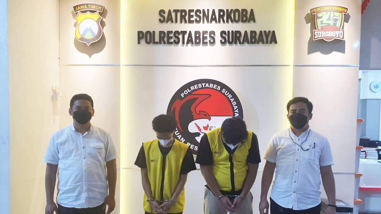 Tergiur Imbalan Besar, 2 Pekerja Kasar di Surabaya jadi Kurir Sabu