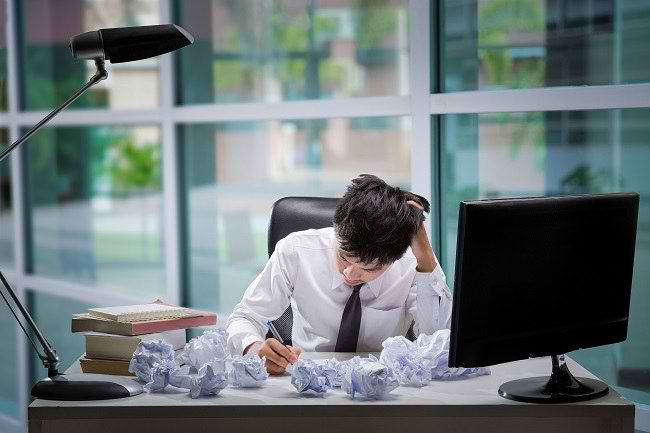 5 Cara Ini Bisa Mengurangi Stres Saat Bekerja