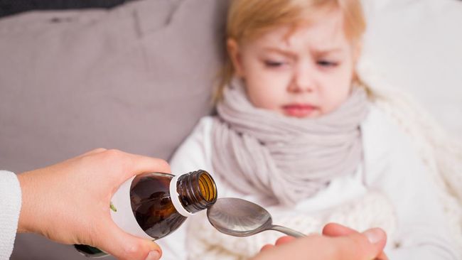 Wajib Catat, Ini 4 Tips Penting dalam Memilih Obat Batuk Anak