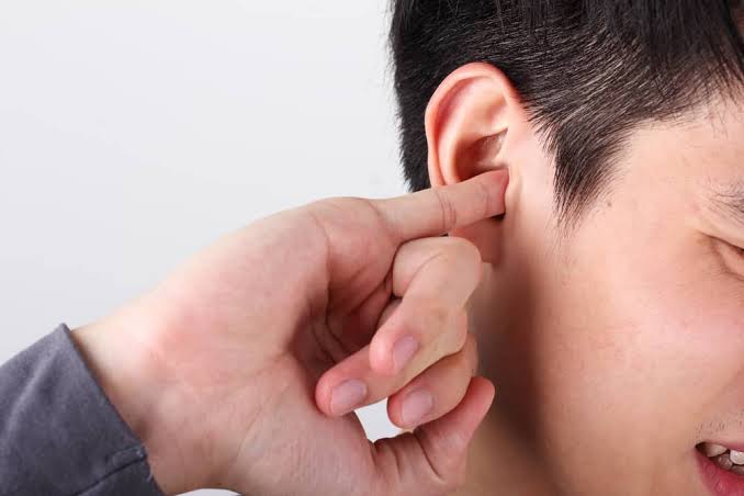 5 Tips Mudah Atasi Telinga Tersumbat secara Alami