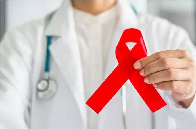 Kenali 10 Gejala AIDS yang Jangan Disepelekan