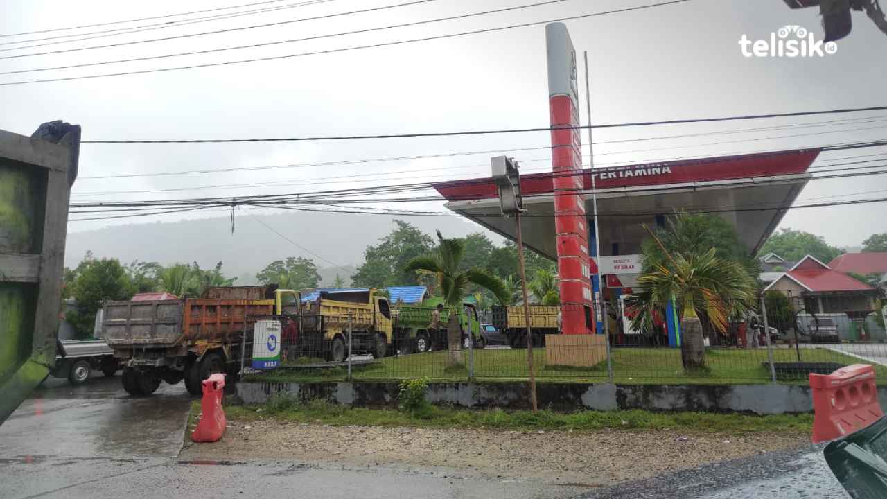 Minimnya Ketersediaan SPBU di Kabupaten Buton Sebabkan Ratusan Truk Antre