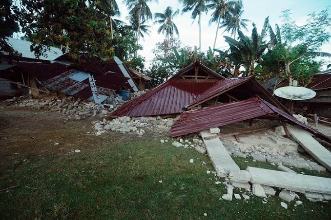 Gempa Kekuatan 7,9 SR Guncang Maluku Tenggara Berpotensi Tsunami