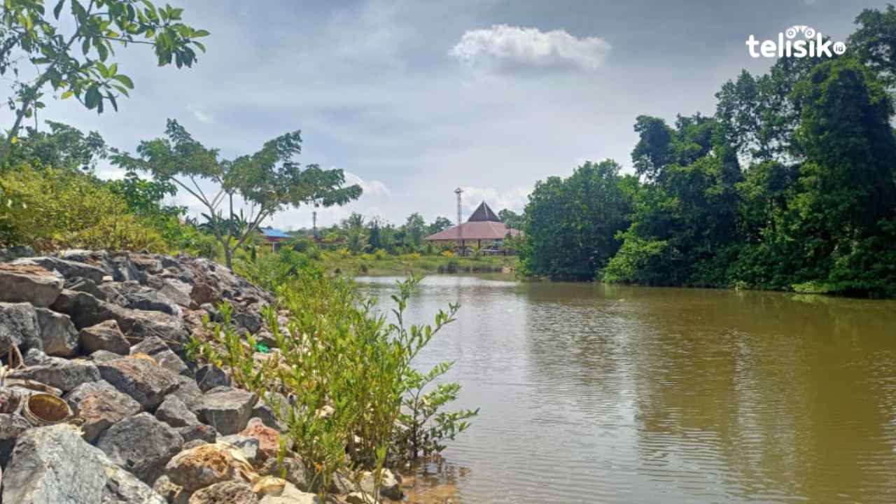 Tak Dilirik Pemerintah, Warga Sulap Sungai Wanggu jadi Spot Wisata