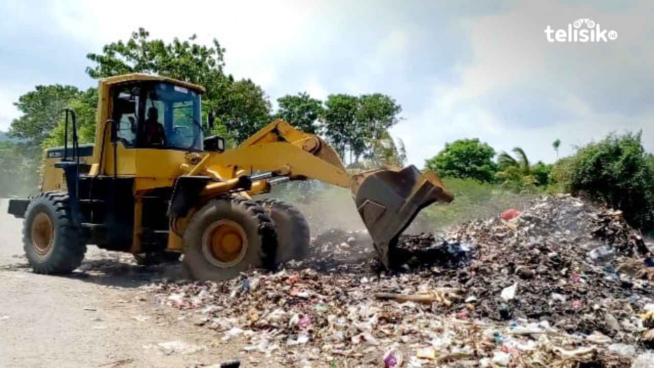 TPS Nanga Banda Sudah Dibersihkan dan Kini Sampah di Reok Dibuang ke TPAS