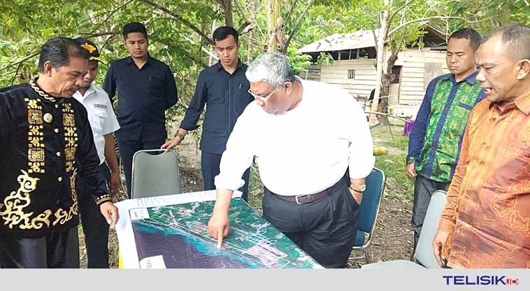 Gubernur Sultra Tinjau Lokasi Pembangunan Bandara di Kolut