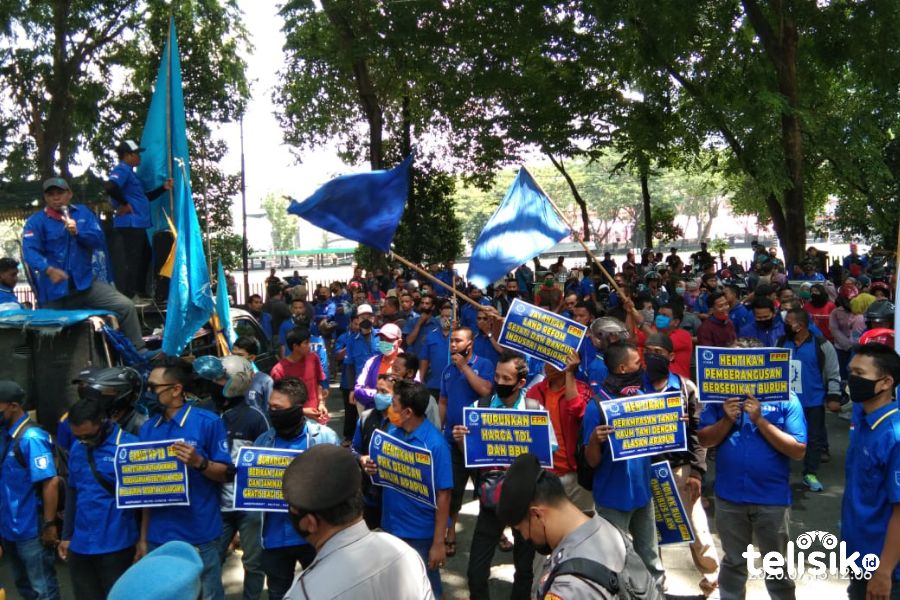 Buruh di Sumut Demo Tolak Pengesahan RUU Omnibus Law