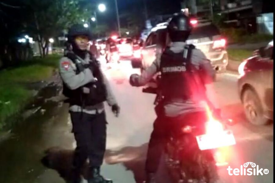 Dikawal Ketat Polisi, TKA China Berhasil Lolos dari Pendemo