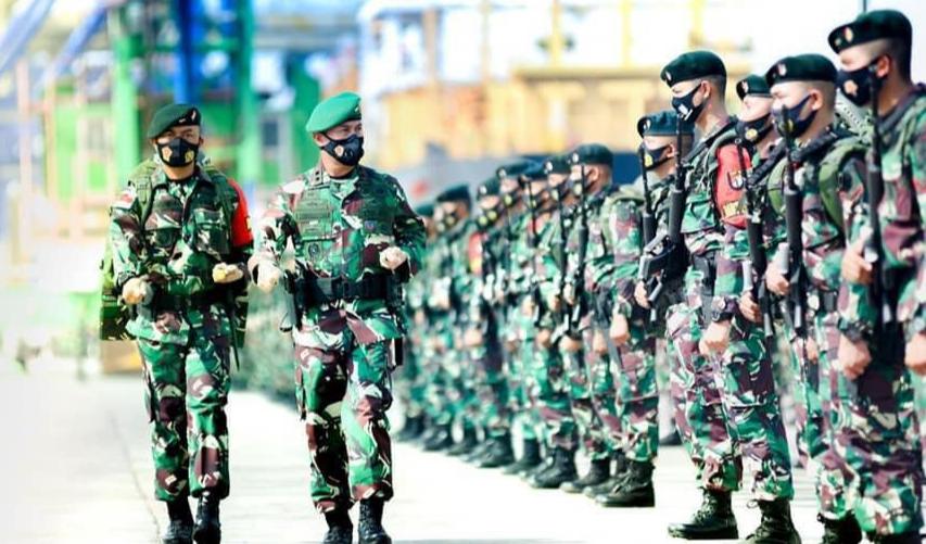 Pangdam XIV Hasanuddin Lepas Prajurit Yonif Raider 700/BR ke Papua
