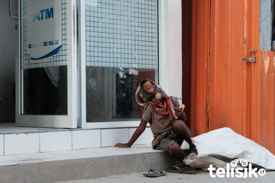 Foto Humanis: Sepotong Kisah Anak Pemulung