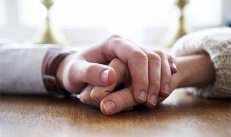 Suami Mengabaikan Perasaan Istri 9 Tanda Isteri Makan Hati Dalam Diam