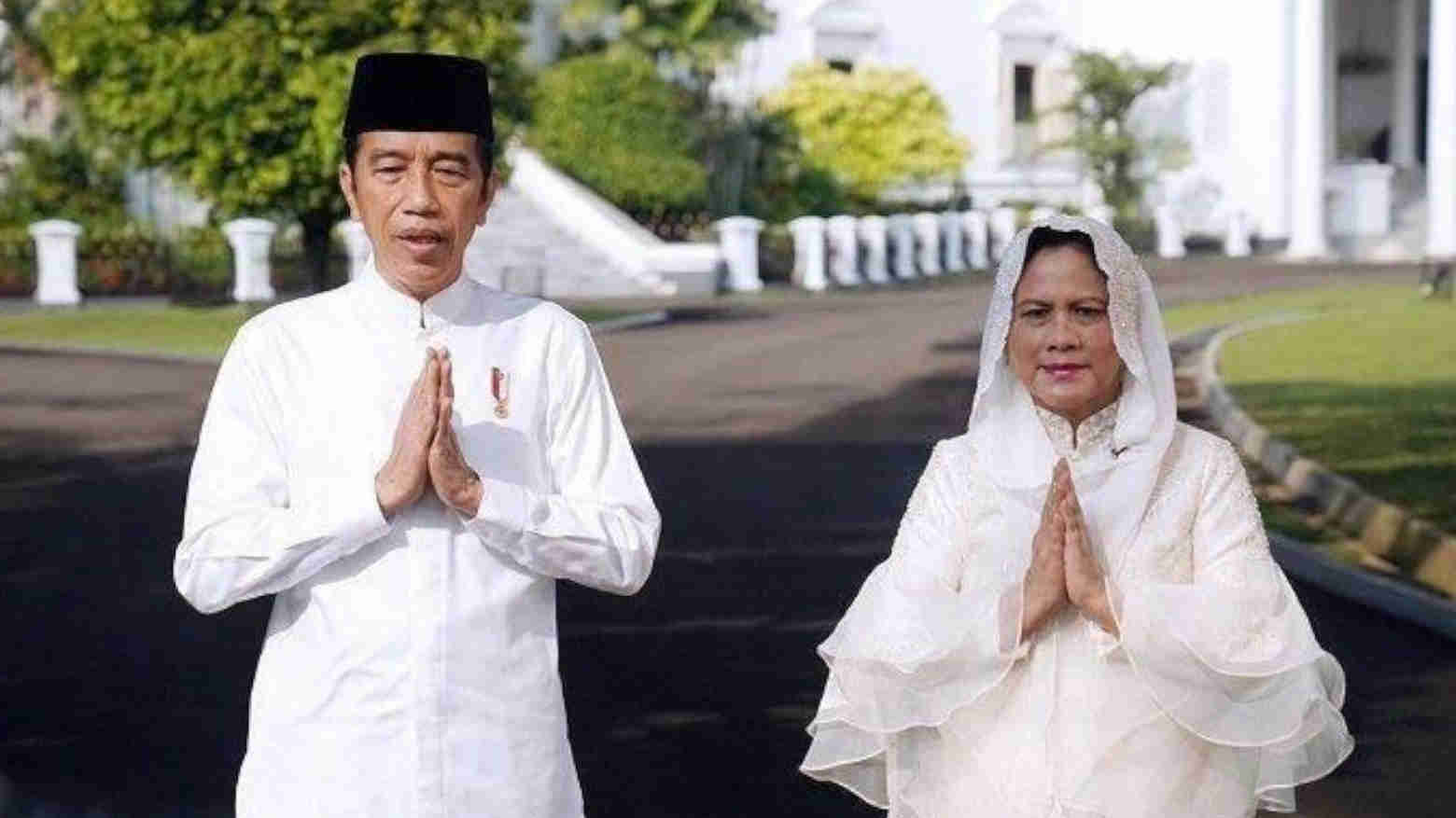 Presiden Jokowi Salat Idul Fitri di Kompleks Istana Kepresidenan Bogor