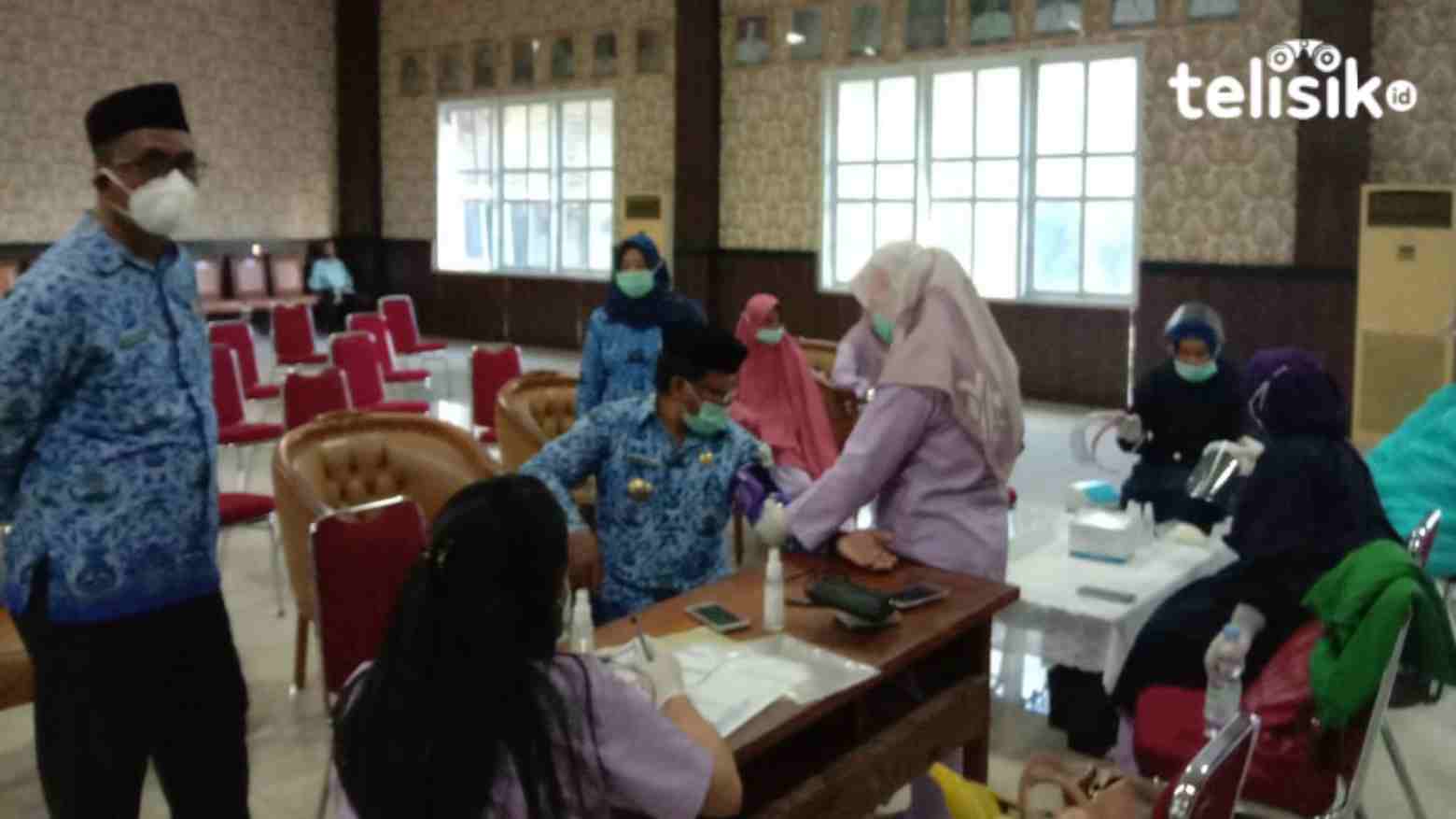 Cakupan Vaksinasi COVID-19 di Muna Rendah, ASN Ditahan Pulang Sebelum Divaksin