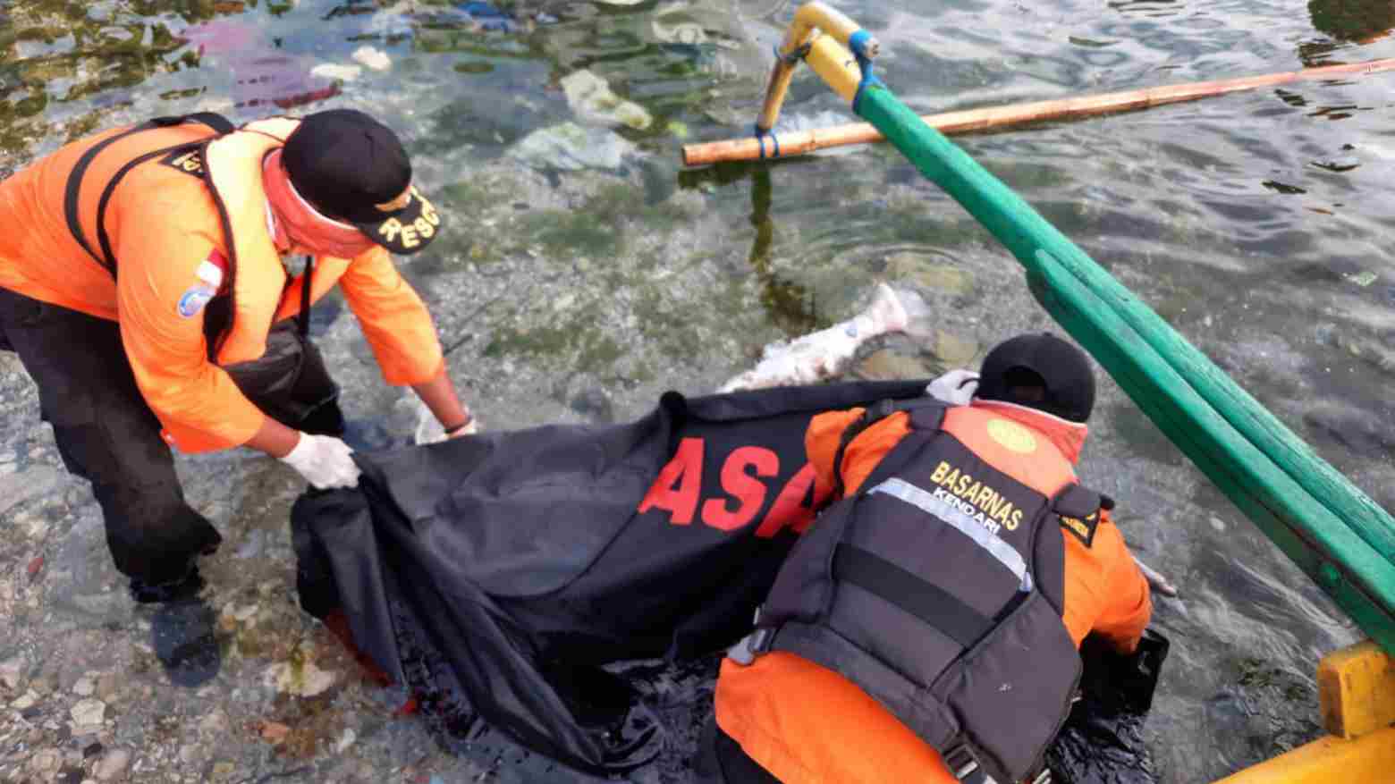 Mayat Terapung dan Membusuk Ditemukan di Laut Antara Baubau dan Buteng