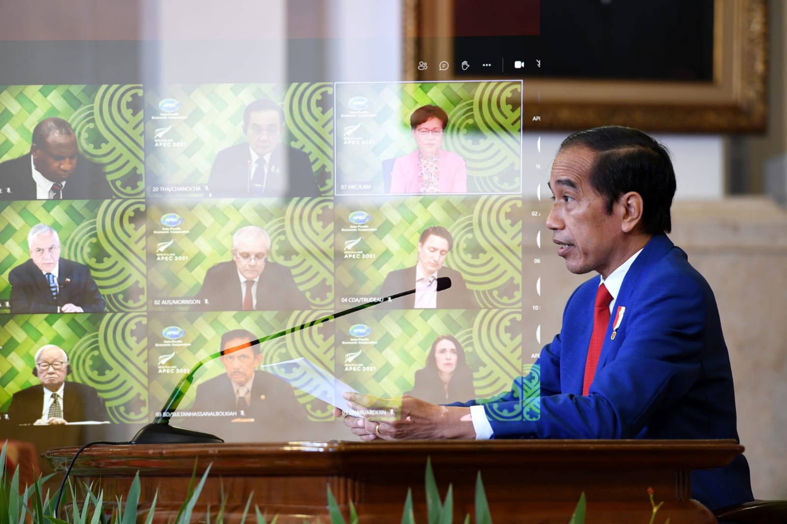 Hadiri KTT APEC, Jokowi: Kesenjangan Vaksinasi Masih Lebar