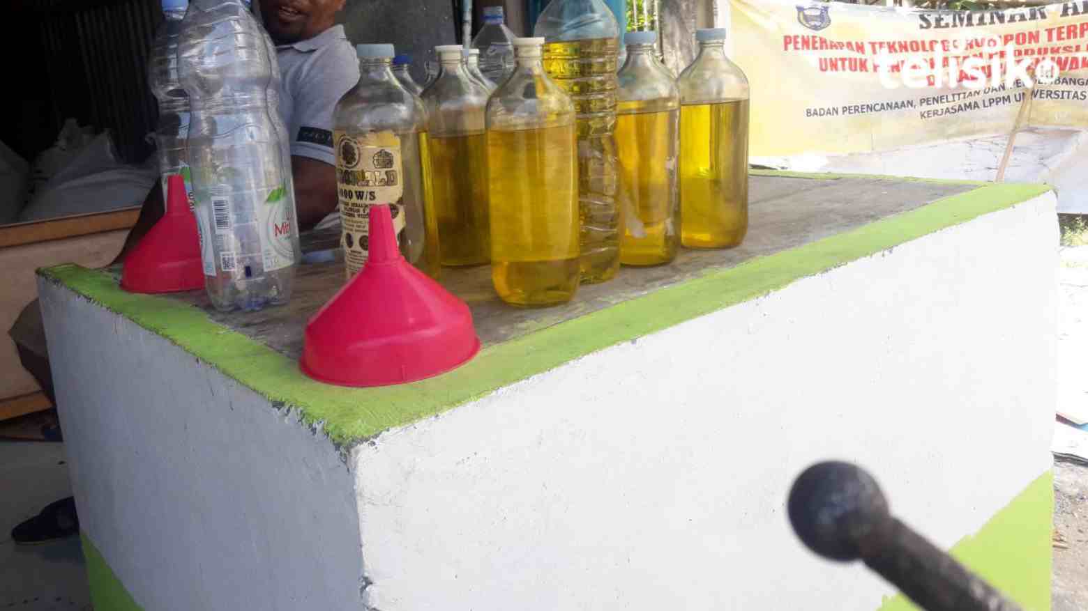 BBM Langka di Wakatobi, Harga Eceran Tembus Rp 20 Ribu Per Botol