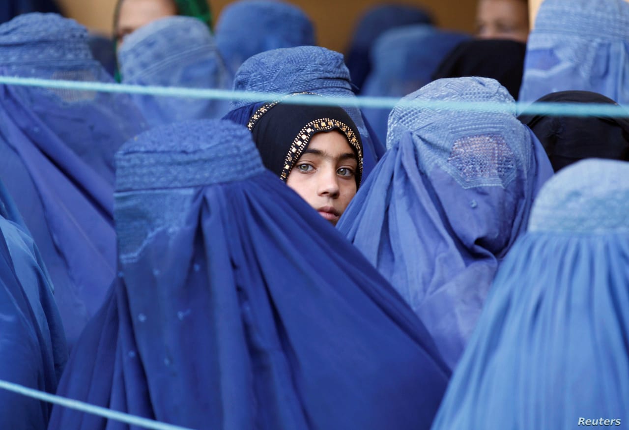 Krisis Makin Parah, Orang Tua di Afghanistan Jual Anak Perempuannya