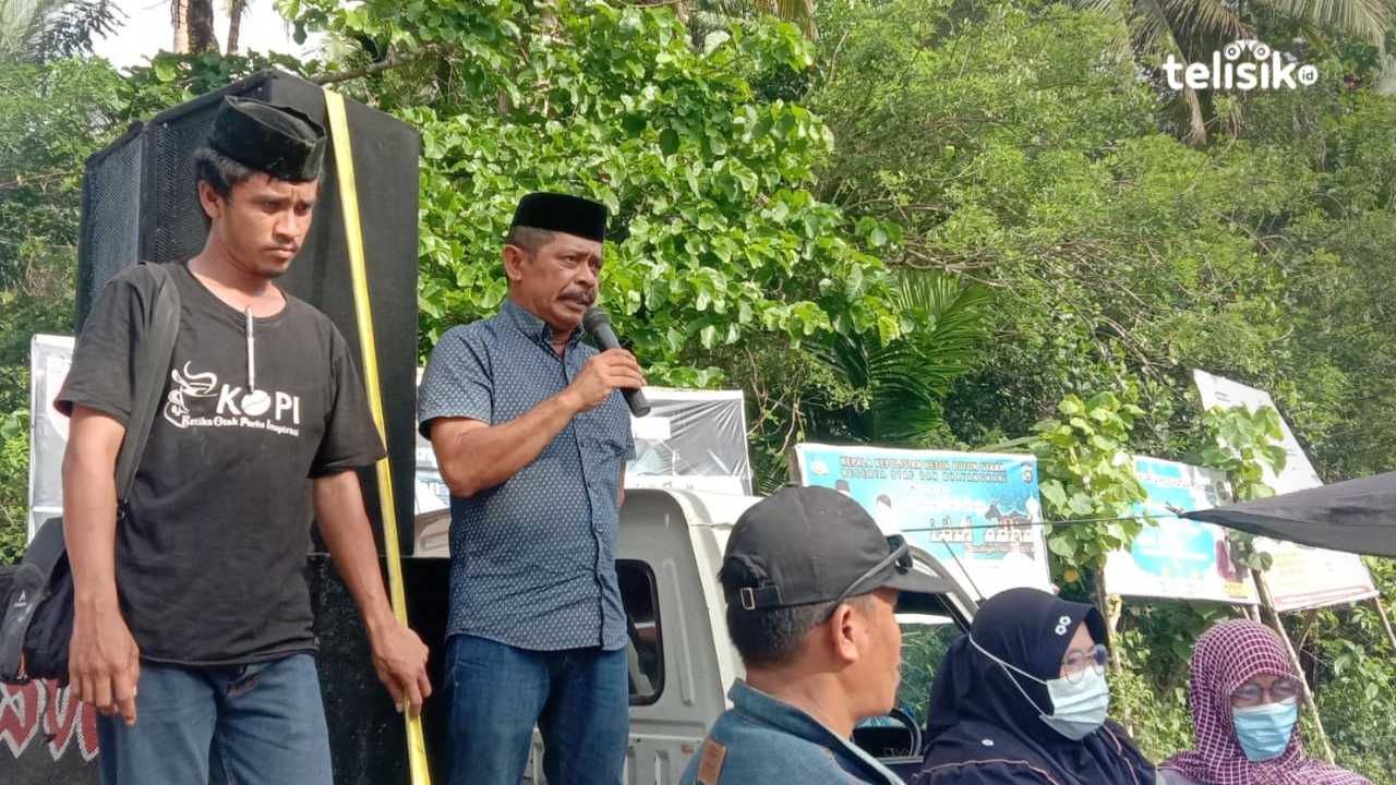 Ikut Demo Bersama Warga, Anggota DPRD Butur Ini Tegaskan Tak Ada Tendensi Politik