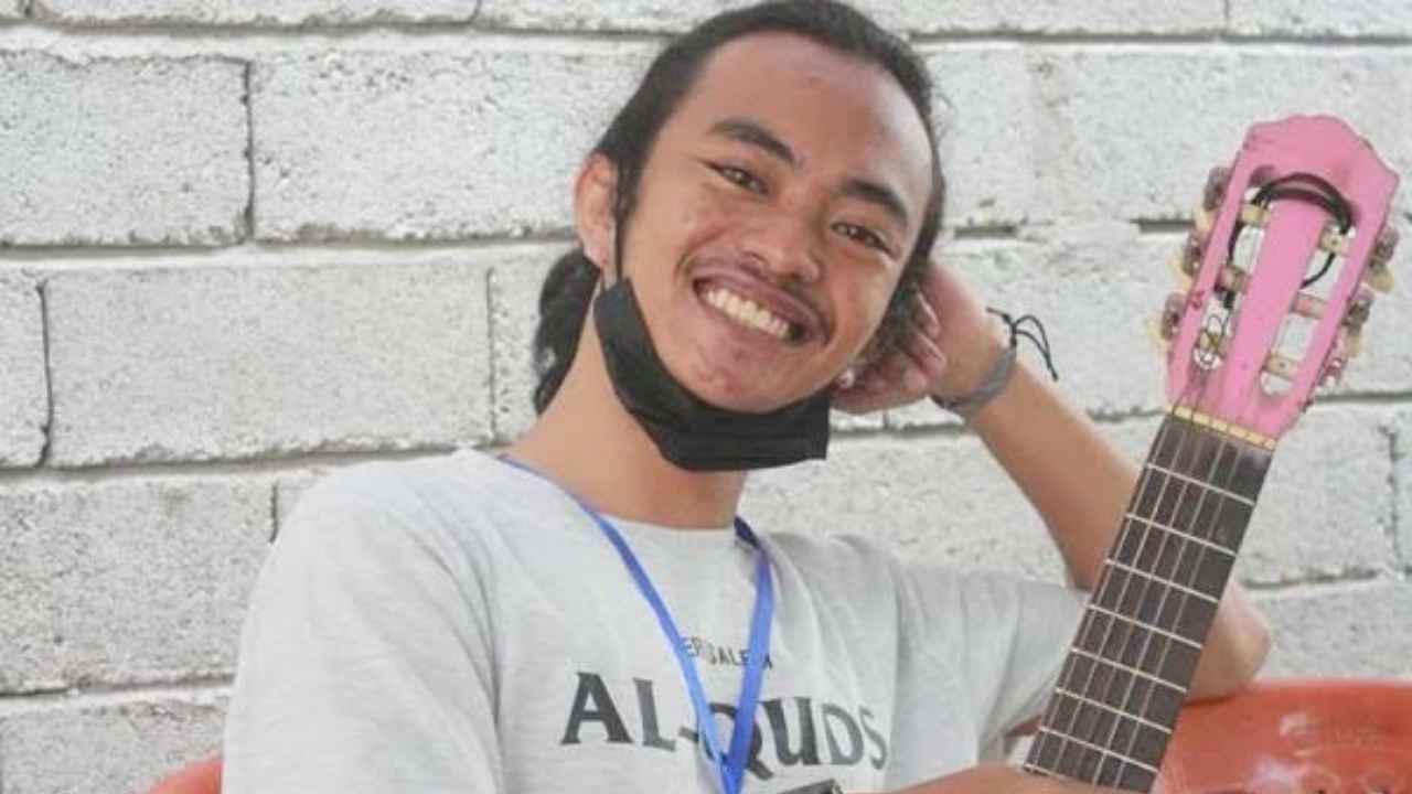 Mengenal Zinidin Zidan, Penyanyi Muda yang Viral dengan Suara Khas Melayu
