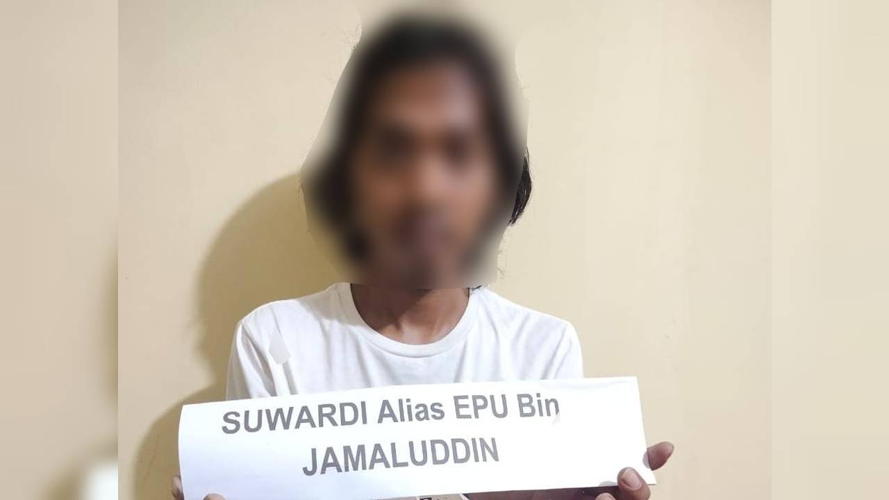 Pemuda di Kendari Ditangkap Polisi Hendak Edarkan 79 Paket Sabu