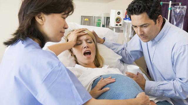 7 Tips Agar Anda Bisa Melahirkan Secara Normal