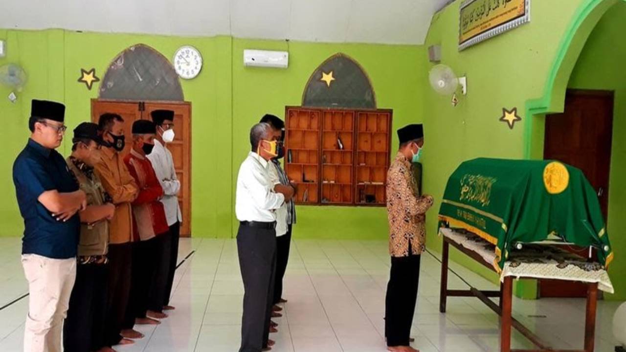 Begini Bacaan Niat dan Tata Cara Salat Jenazah Laki-laki dan Perempuan