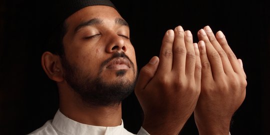 Ini Doa Pemikat Hati Wanita yang Dicintai