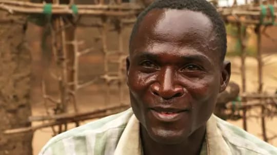 Pria Ini Dibayar untuk Tiduri 104 Wanita Cantik, Alasannya Tak Masuk Akal