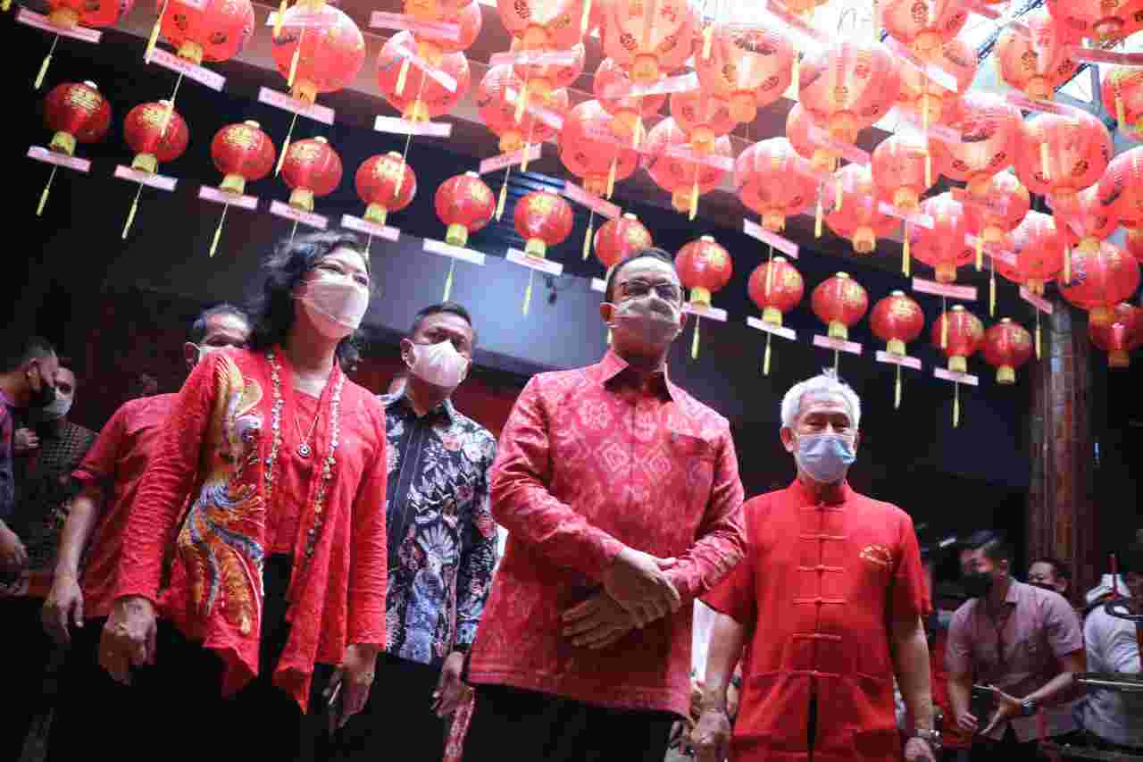 Tinjau Perayaan Imlek, Anies Sampaikan Pesan Persatuan