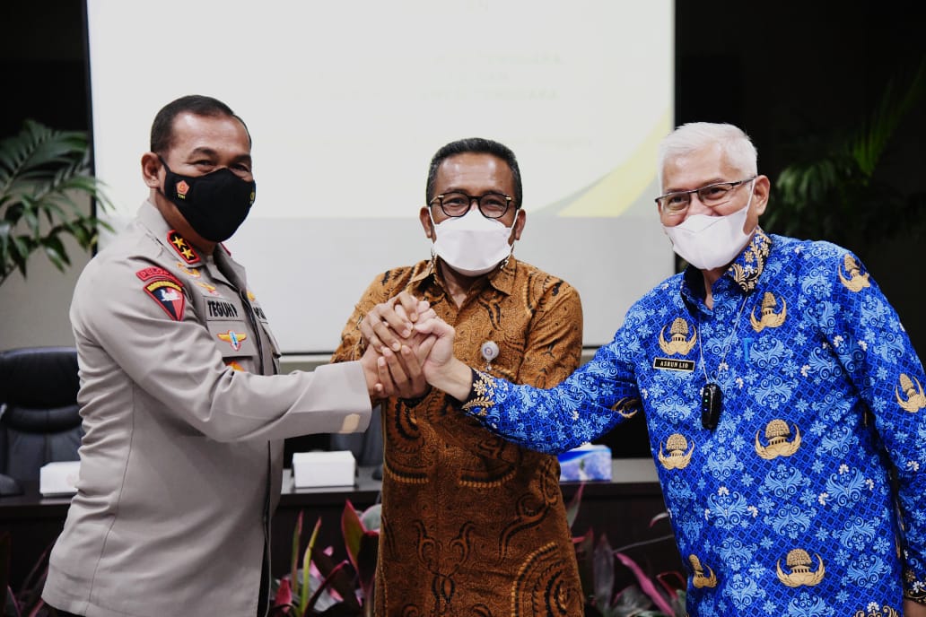 Rawat Keberagaman Budaya, UHO Kendari, Pemprov dan Polda Sultra Teken MoU