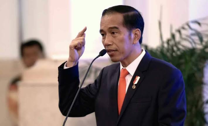 Geram, Jokowi Ancam Reshuffle Menteri Doyan Impor