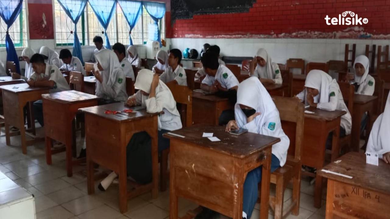 MAN 1 Kendari Gunakan Aplikasi UAMBN saat Ujian Madrasah