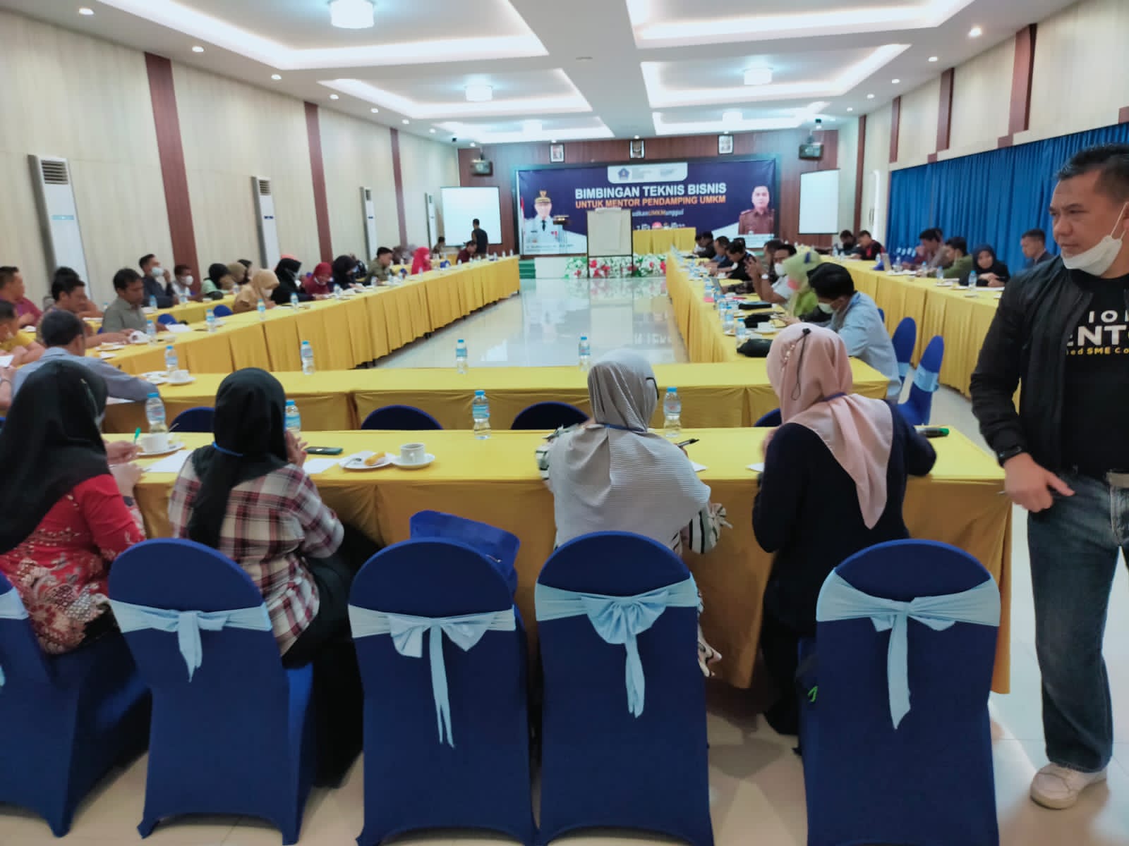 Mentor UMKM Dapat Pelatihan Dinas Perdagangan dan Koperasi dan UMKM Kendari