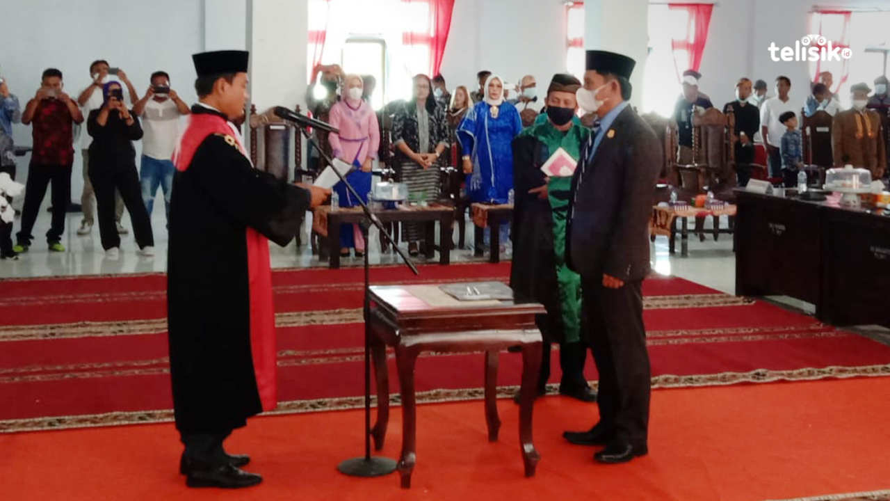 Rukman Basri Resmi Dilantik jadi PAW Ketua DPRD Butur, Diwan Tak Hadir